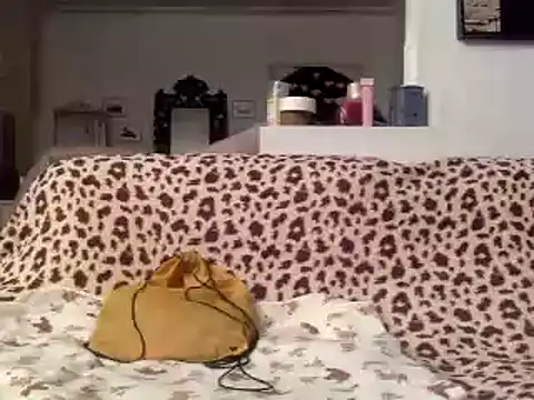 Snapshot of gildamilf chatting on December 2024 08:29:01 PM gildamilf online show from December 2024 08:29:01 PM