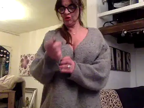 Snapshot of gildamilf chatting on December 2024 07:39:02 PM gildamilf online show from December 2024 07:39:02 PM