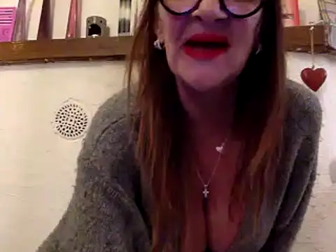 Snapshot of gildamilf chatting on December 2024 08:47:01 PM gildamilf online show from December 2024 08:47:01 PM