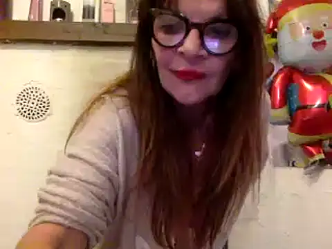 Snapshot of gildamilf chatting on January 2025 08:46:02 PM gildamilf online show from January 2025 08:46:02 PM