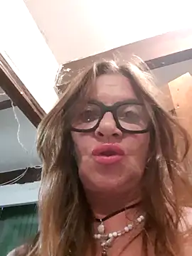 Snapshot of gildamilf chatting on September 2025 06:08:02 PM gildamilf online show from September 2025 06:08:02 PM