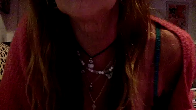 Snapshot of gildamilf chatting on September 2025 06:44:02 PM gildamilf online show from September 2025 06:44:02 PM