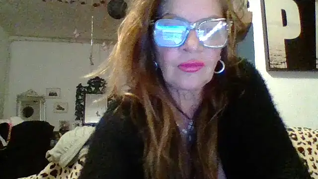 Snapshot of gildamilf chatting on October 2025 07:59:01 PM gildamilf online show from October 2025 07:59:01 PM