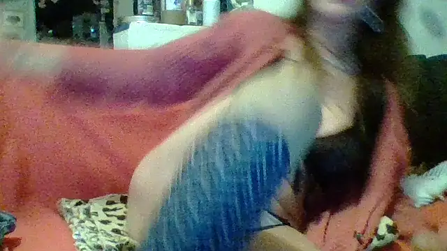 Snapshot of gildamilf chatting on December 2025 03:54:01 PM gildamilf online show from December 2025 03:54:01 PM