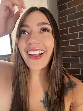 Snapshot of Latina_vanessa chatting on July 2026 05:52:01 PM Latina vanessa online show from July 2026 05:52:01 PM