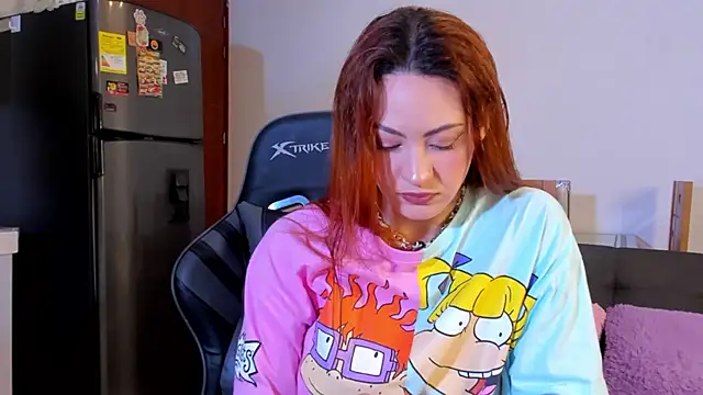 Amypond   online show from April 2026 05:40:01 PM