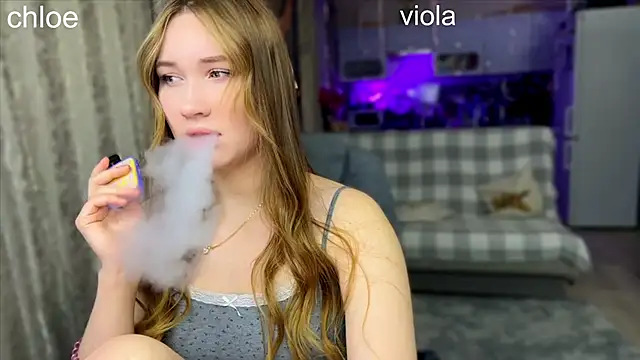 Snapshot of ChloeMillerMeow chatting on October 2025 07:43:01 PM ChloeMillerMeow online show from October 2025 07:43:01 PM