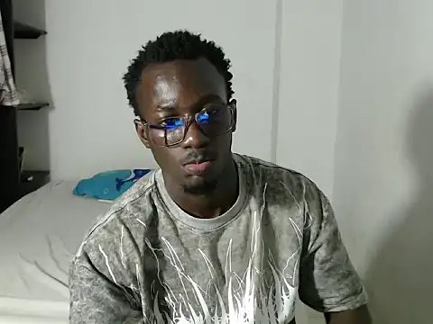 Snapshot of _Lowmaypalacios chatting on March 2026 03:10:01 AM Lowmaypalacios online show from March 2026 03:10:01 AM