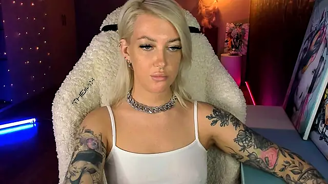 tykioty Miley online show from July 2026 01:25:01 PM