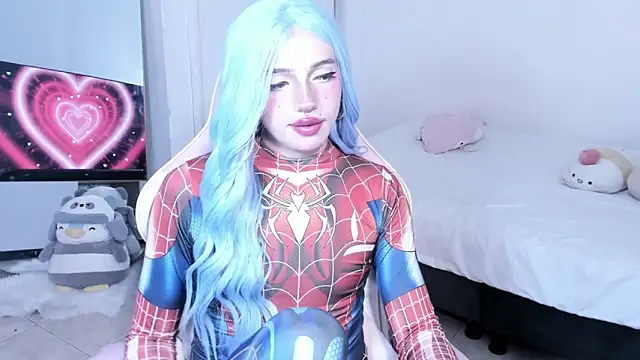 Snapshot of KloeKing__ chatting on December 2025 04:06:01 AM KloeKing online show from December 2025 04:06:01 AM