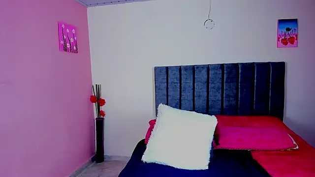 KayllaEvanss  online show from December 2024 08:17:01 PM