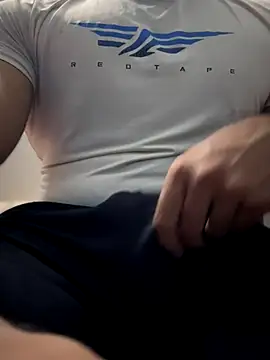 mrtoy121 online show from December 2025 01:38:02 PM