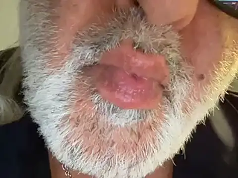 Snapshot of EroticVenetian chatting on March 2025 07:53:01 AM EroticVenetian online show from March 2025 07:53:01 AM