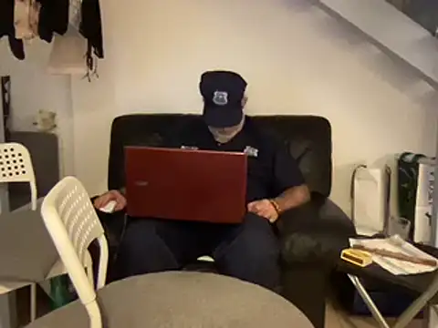 Snapshot of EroticVenetian chatting on March 2025 10:09:02 PM EroticVenetian online show from March 2025 10:09:02 PM