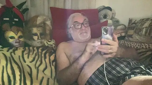 Snapshot of EroticVenetian chatting on September 2025 07:30:01 PM EroticVenetian online show from September 2025 07:30:01 PM