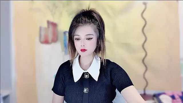 VIWVI online show from November 2025 04:44:01 AM