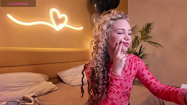 EvaMoran online show from January 2025 08:13:01 AM