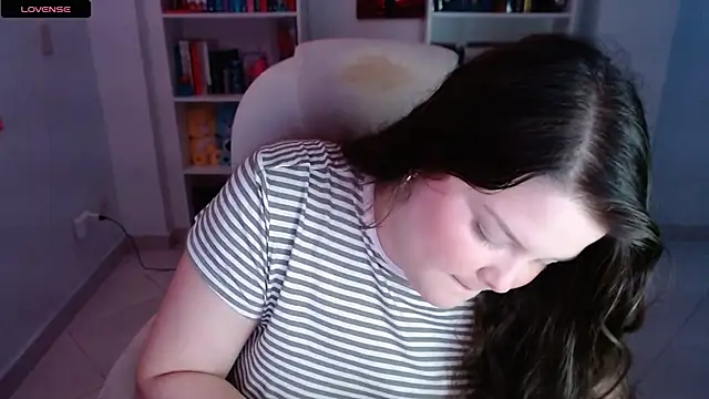 Snapshot of Gabiwaifu chatting on January 2025 06:35:02 AM Gabiwaifu online show from January 2025 06:35:02 AM