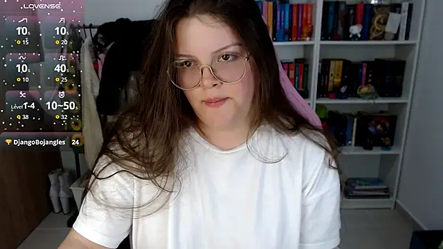 Snapshot of Gabiwaifu chatting on September 2025 06:13:02 AM Gabiwaifu online show from September 2025 06:13:02 AM