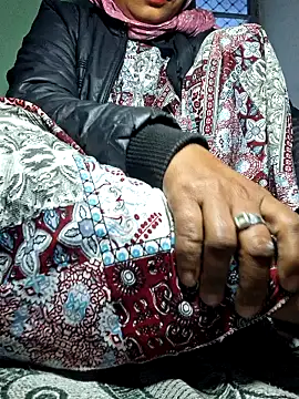 Snapshot of Priya_Bong chatting on January 2026 04:58:02 AM Priya Bong online show from January 2026 04:58:02 AM