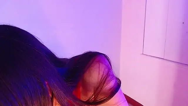 AnnaliOlsenX online show from December 2024 08:10:02 PM