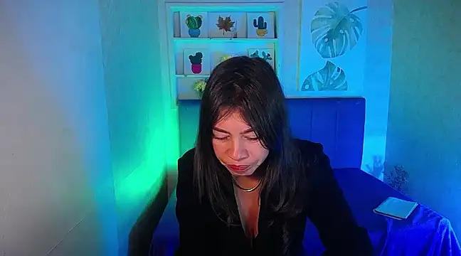 AnnaliOlsenX online show from February 2025 09:11:02 AM