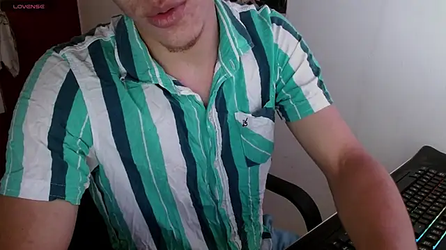 deividcloud36 online show from March 2025 05:56:01 AM