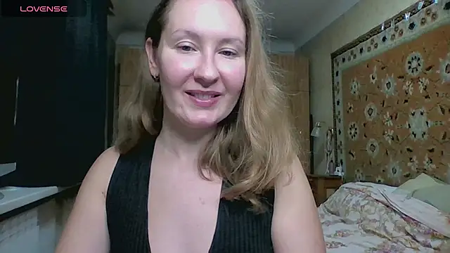 Snapshot of AnnaXLovers chatting on November 2025 11:31:02 AM AnnaXLovers online show from November 2025 11:31:02 AM