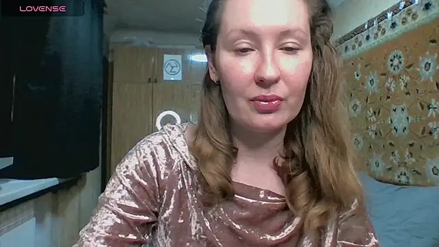 AnnaXLovers online show from February 2026 12:19:01 PM