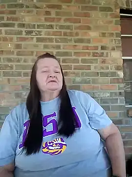 Snapshot of Bayou_Woman68 chatting on October 2025 07:26:02 PM Bayou Woman68 online show from October 2025 07:26:02 PM