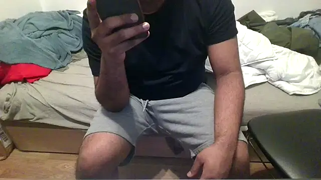 Snapshot of Indianluckyboytits chatting on December 2024 03:54:02 PM Indianluckyboytits online show from December 2024 03:54:02 PM