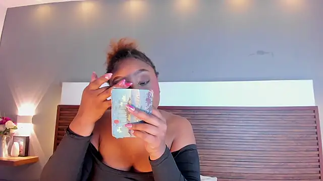 Snapshot of Adelehottman chatting on November 2025 12:07:02 PM Adelehottman online show from November 2025 12:07:02 PM