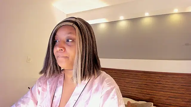 Snapshot of Adelehottman chatting on December 2025 02:58:02 PM Adelehottman online show from December 2025 02:58:02 PM