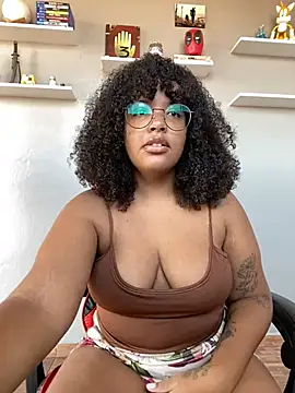 Snapshot of 99_Lilith chatting on January 2025 05:28:01 PM 99 Lilith online show from January 2025 05:28:01 PM