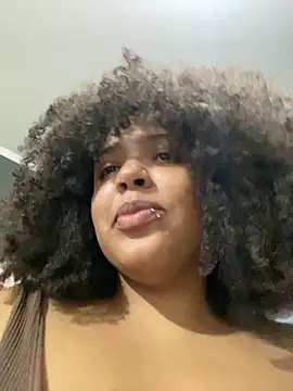 Snapshot of 99_Lilith chatting on September 2025 12:10:01 AM 99 Lilith online show from September 2025 12:10:01 AM