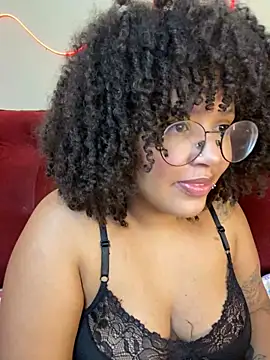 Snapshot of 99_Lilith chatting on November 2025 01:17:02 AM 99 Lilith online show from November 2025 01:17:02 AM