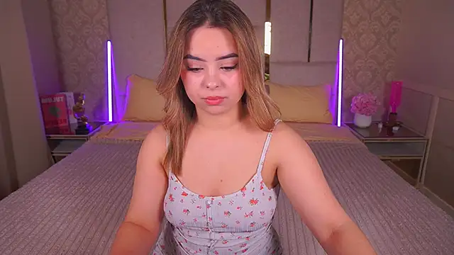 SusieWood online show from March 2025 09:02:02 PM