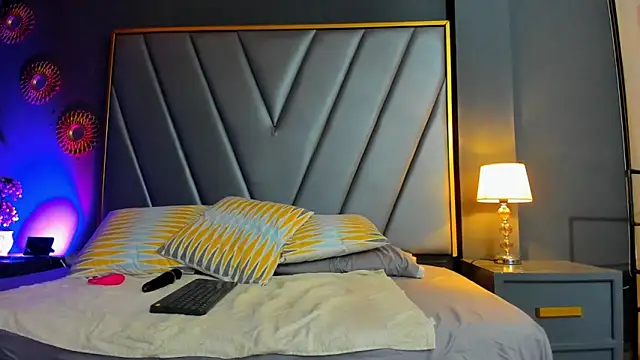 BrendaAdams  online show from February 2025 11:36:01 AM