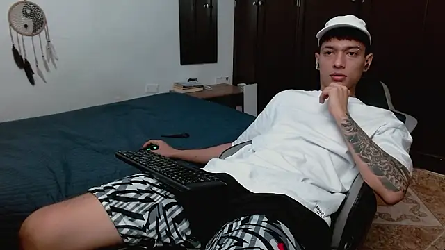 aaron blug online show from January 2026 10:52:01 PM