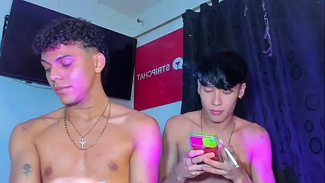 Snapshot of visaelX chatting on January 2025 07:12:02 AM visaelX online show from January 2025 07:12:02 AM