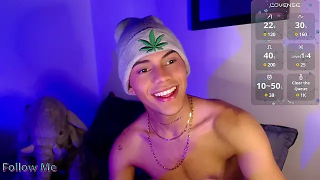 Snapshot of visaelX chatting on March 2025 09:45:02 AM visaelX online show from March 2025 09:45:02 AM