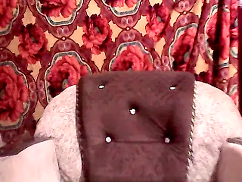 Snapshot of CuteBhabhi10 chatting on December 2024 06:38:01 PM CuteBhabhi10 online show from December 2024 06:38:01 PM