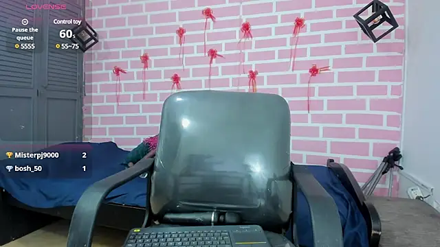 emy 0 online show from March 2025 05:32:02 AM