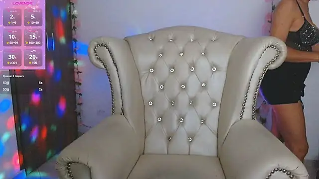 Isabelhot1 online show from April 2026 08:20:01 PM