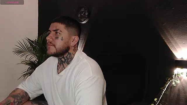 Ash gusbig online show from February 2025 03:08:01 AM