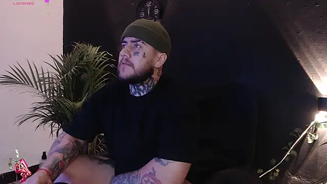 Ash gusbig online show from February 2025 02:18:01 AM