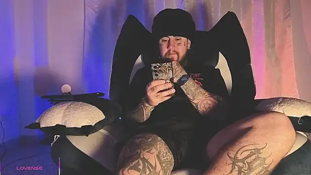 Ash gusbig online show from April 2026 03:51:02 AM