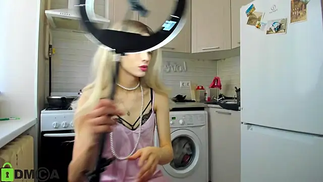  Alice Kitty online show from March 2025 10:44:02 AM