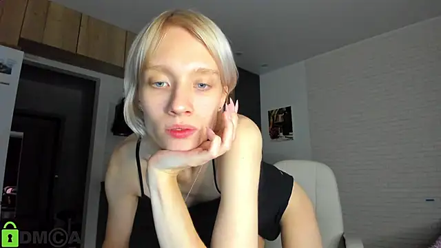  Alice Kitty online show from November 2025 01:06:01 PM