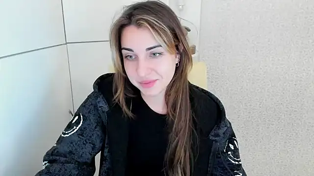 Summmmersky online show from January 2025 02:53:01 PM